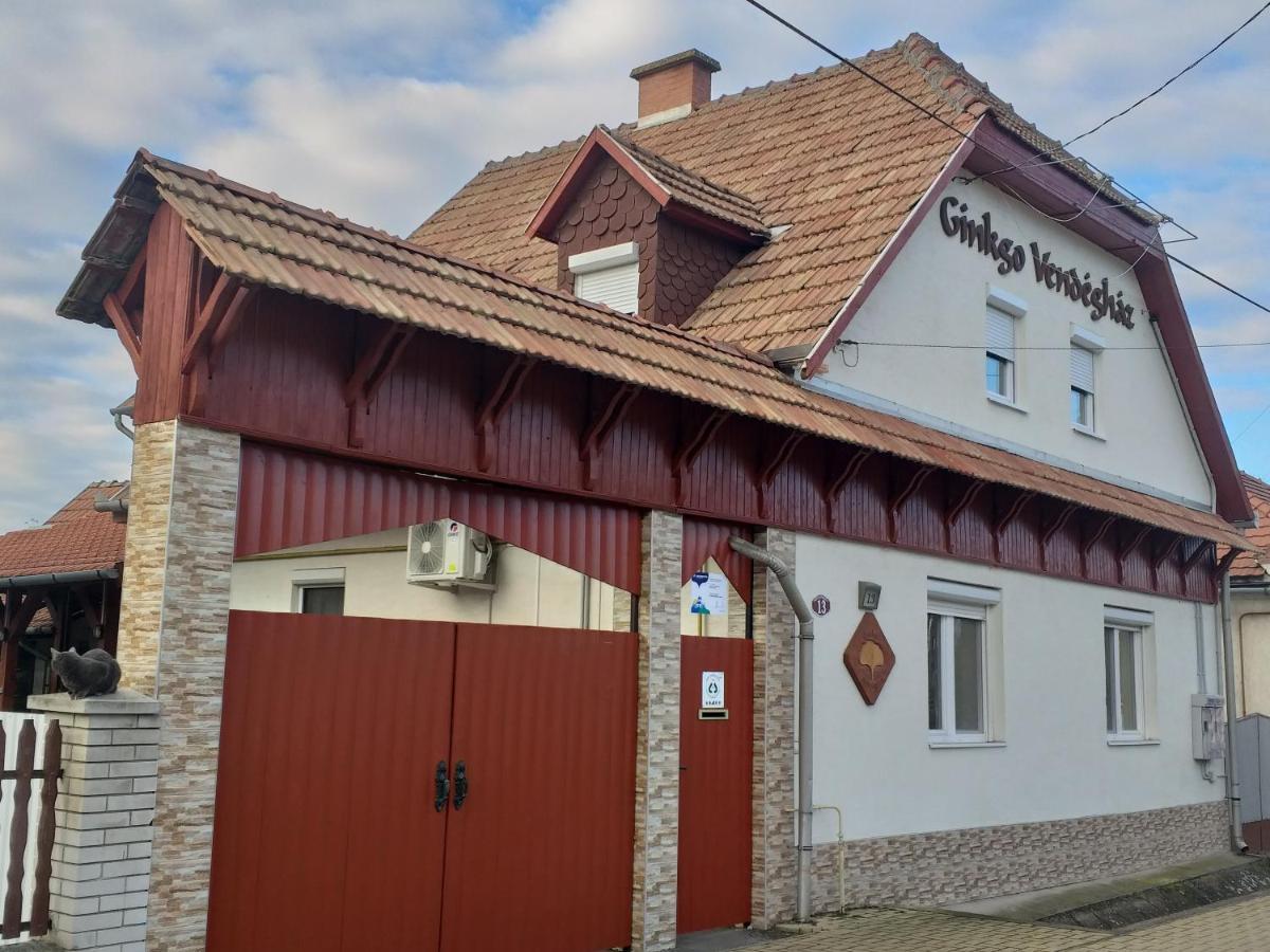 Ginkgo Apartman Demjén Екстериор снимка
