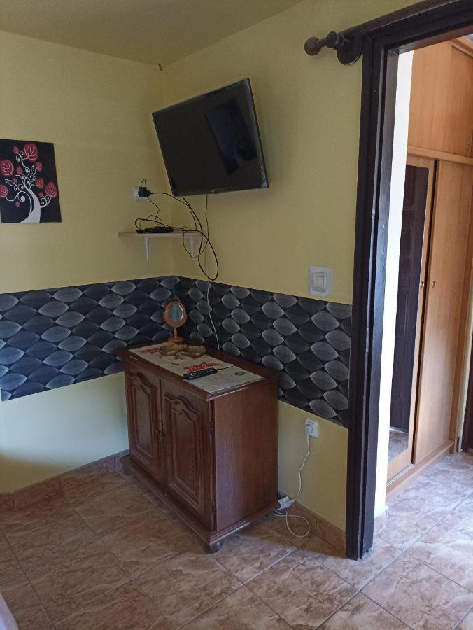 Ginkgo Apartman Demjén Екстериор снимка