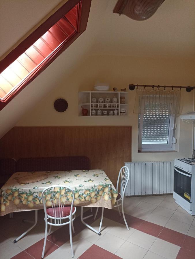 Ginkgo Apartman Demjén Екстериор снимка